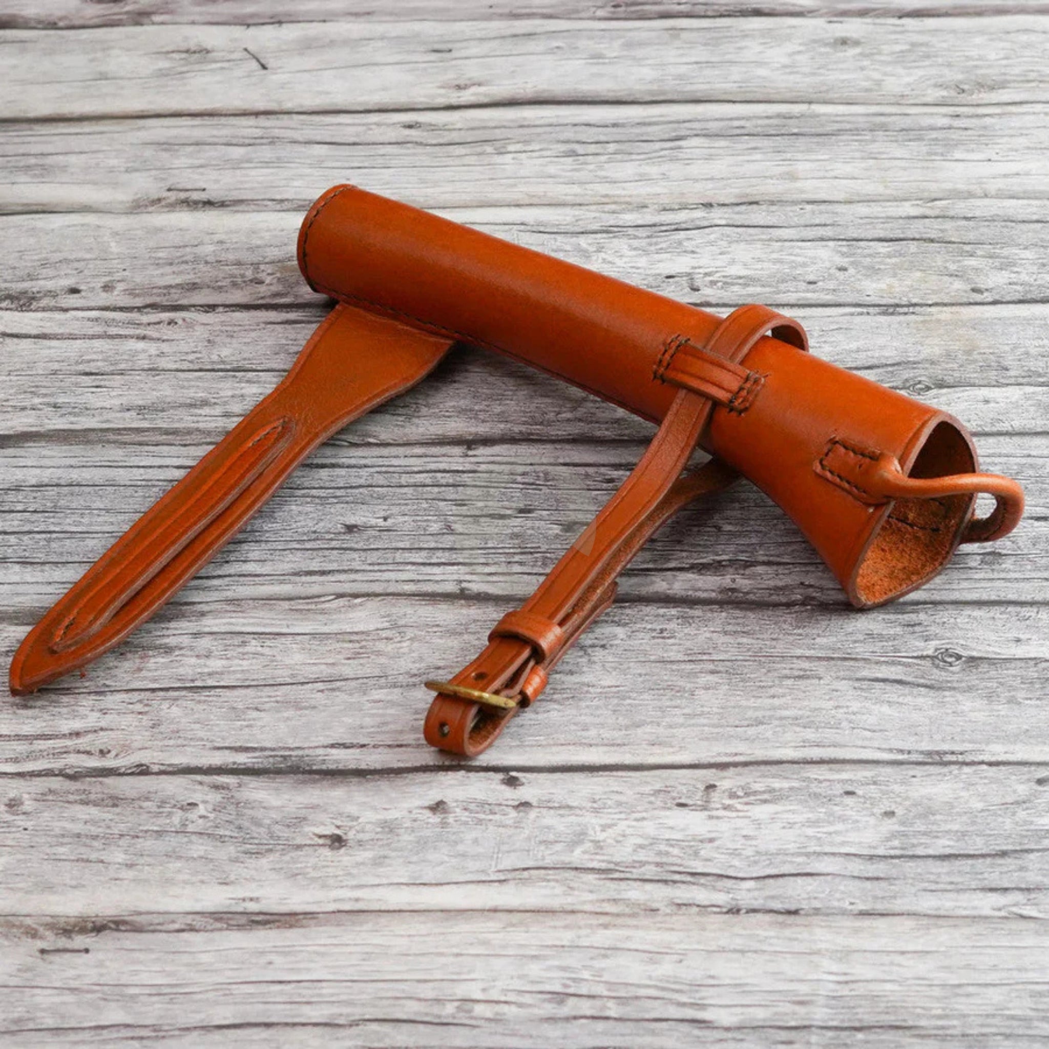leather hunting horn case